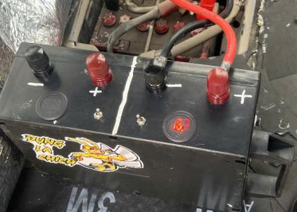 Cứu hộ k&iacute;ch b&igrave;nh &ocirc; t&ocirc; B&igrave;nh T&acirc;n