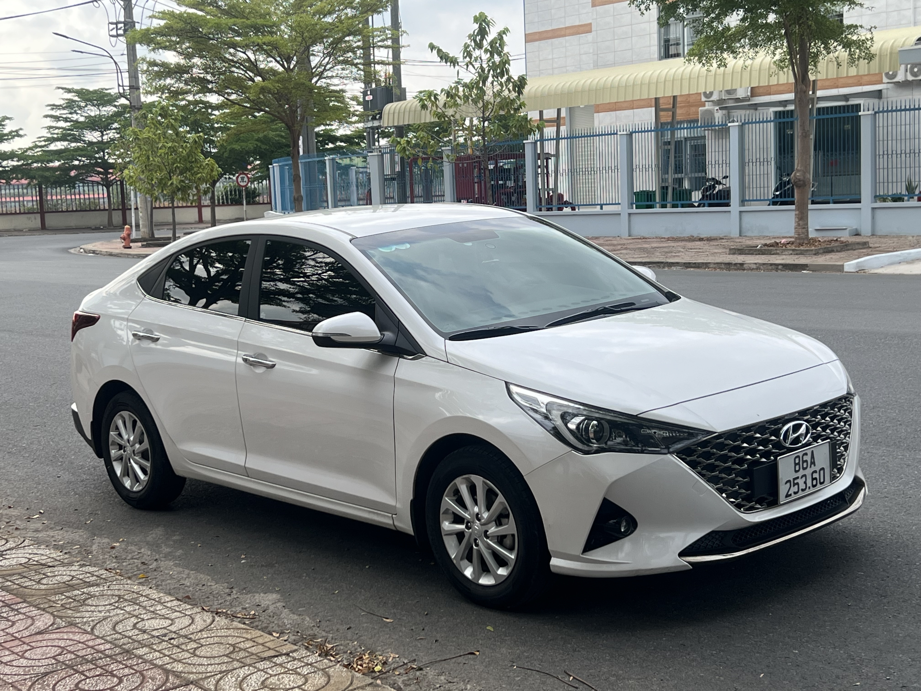 Thuê xe ô tô tự lái tại quận 2