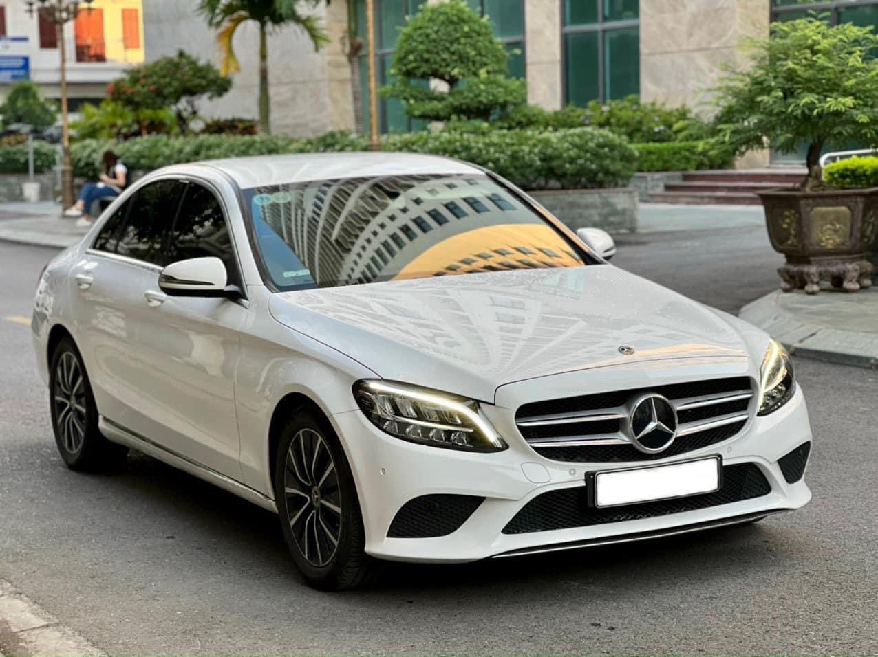 Những điều cần biết về thủ tục thu&ecirc; xe tự l&aacute;i