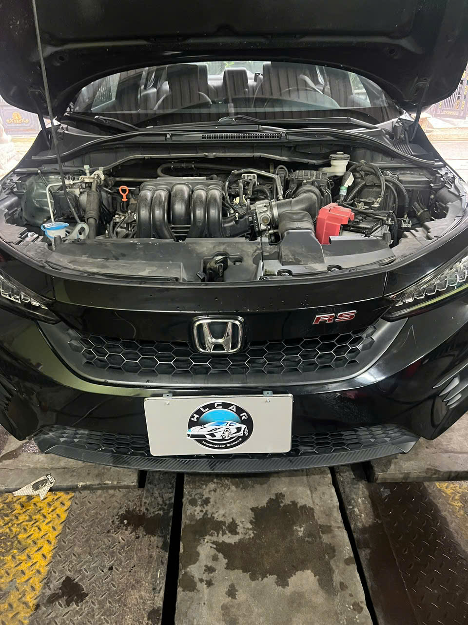 Cứu hộ k&iacute;ch b&igrave;nh &ocirc; t&ocirc;